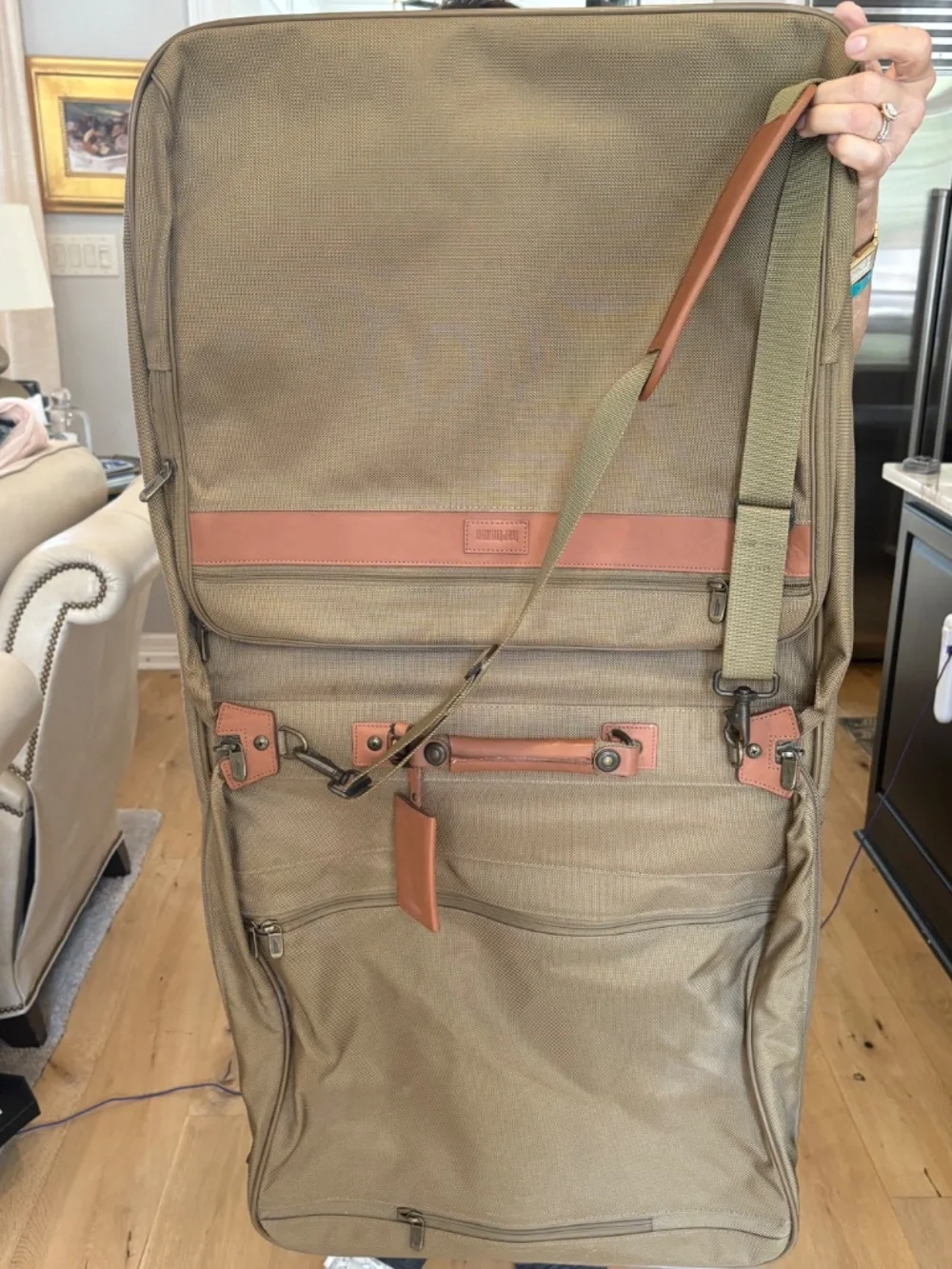 Hartman hanging garment bag